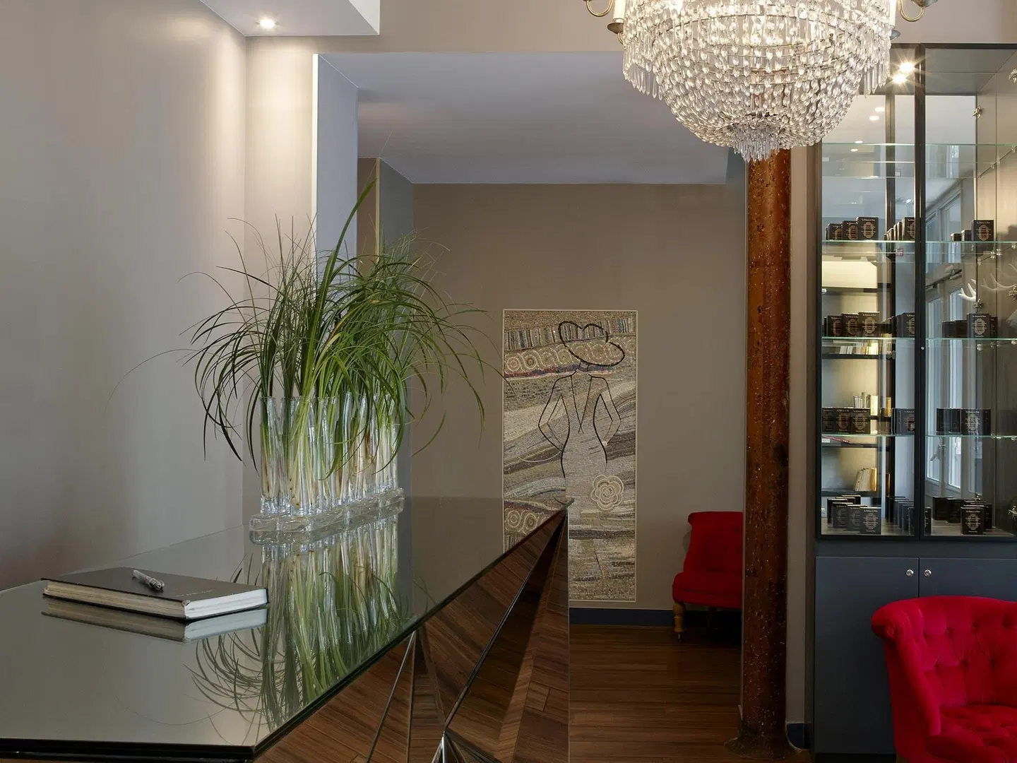 Mademoiselle LOUNGE_LOBBY