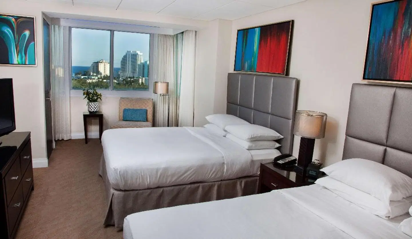Gallery ONE - A DoubleTree Suites by Hilton Hotel ROOM_EXAMPLE
