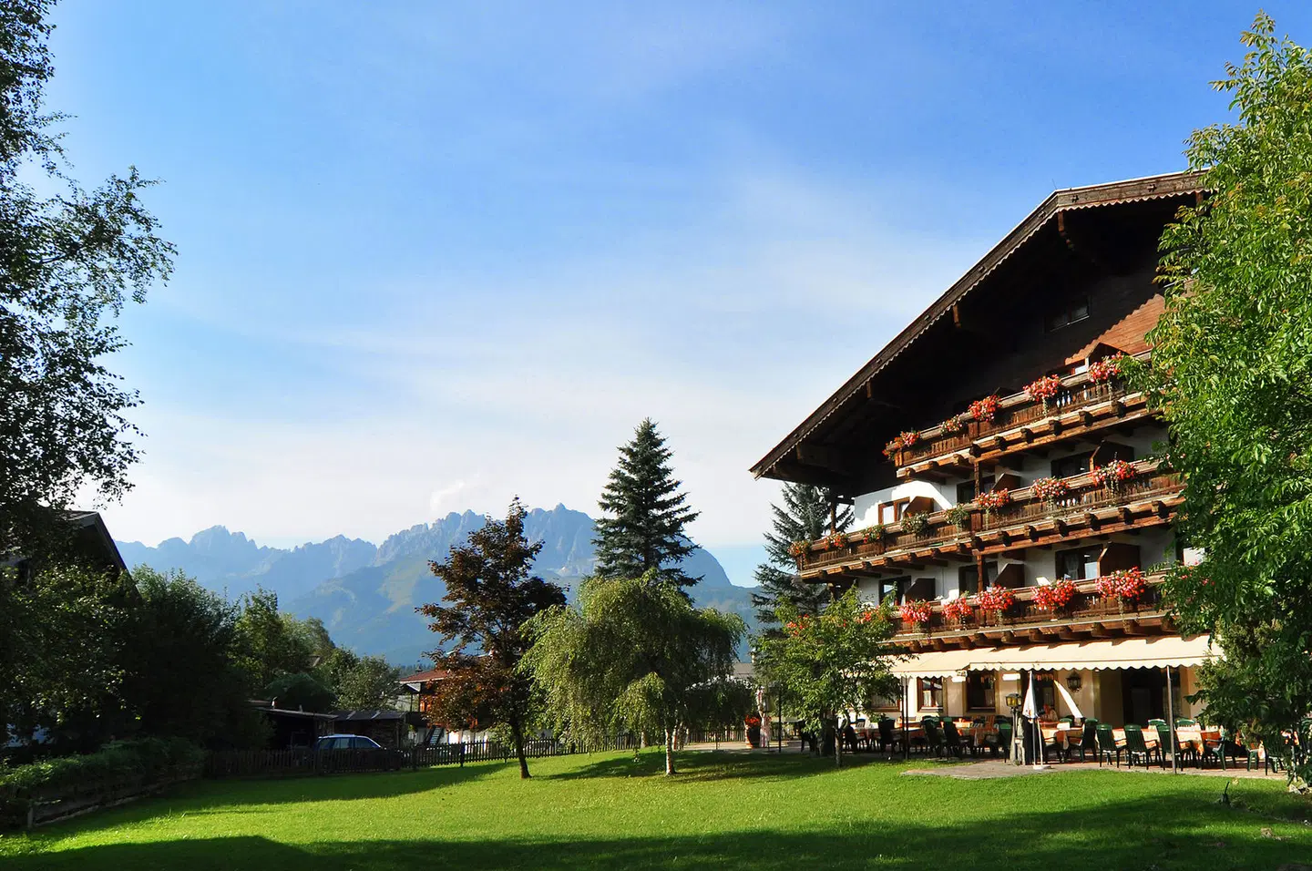 Kaiserhotel Kitzbühler Alpen EXTERIOR