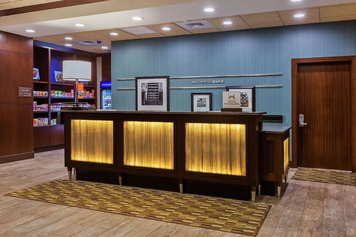 Hampton Inn & Suites Bend LOUNGE_LOBBY