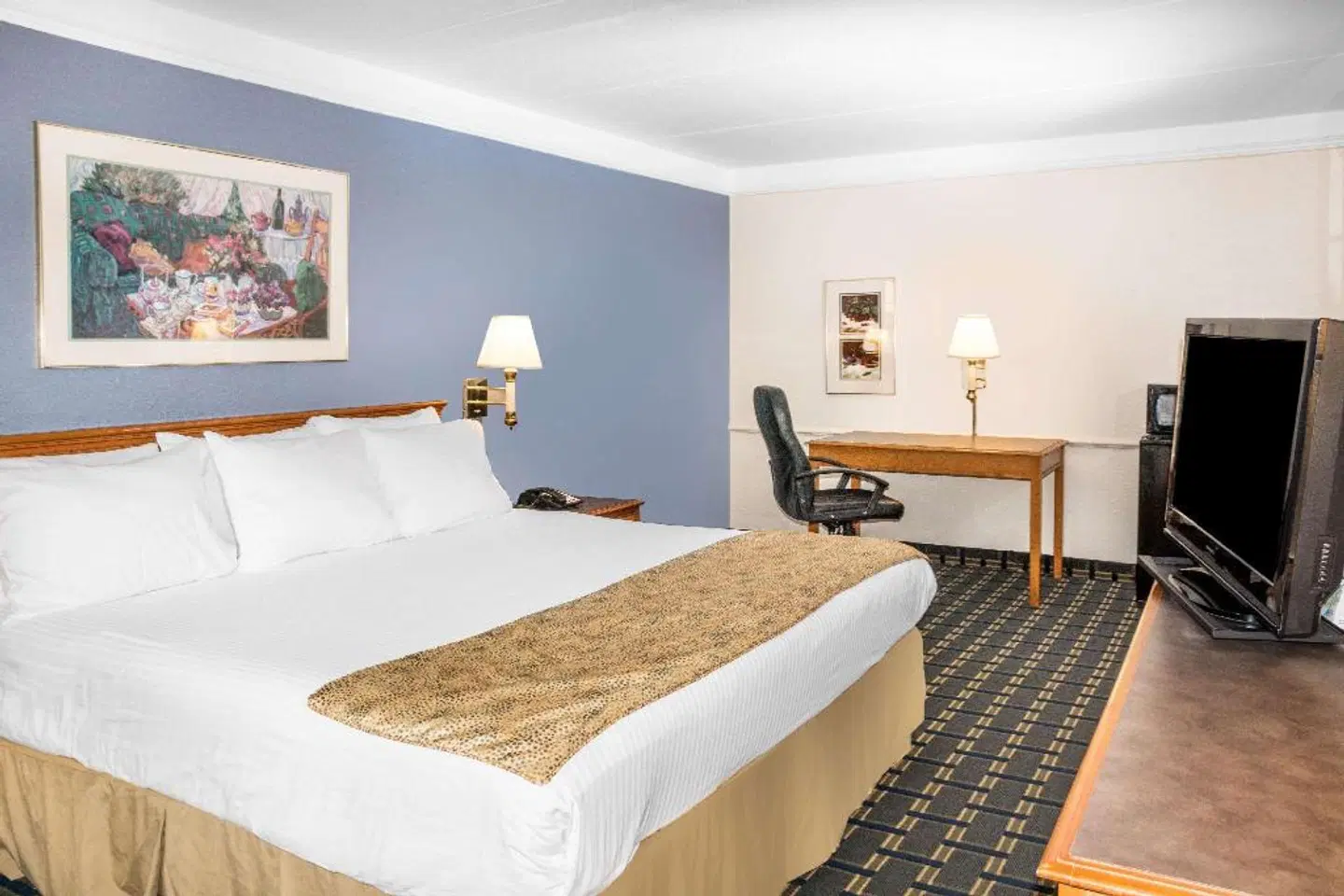 Days Inn by Wyndham Houston ROOM_EXAMPLE