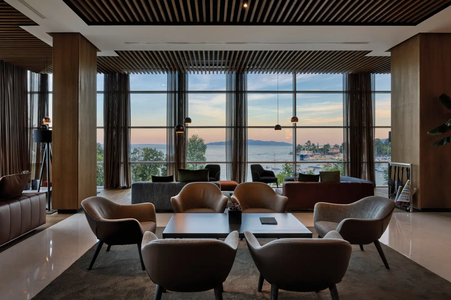 Ambasador LOUNGE_LOBBY