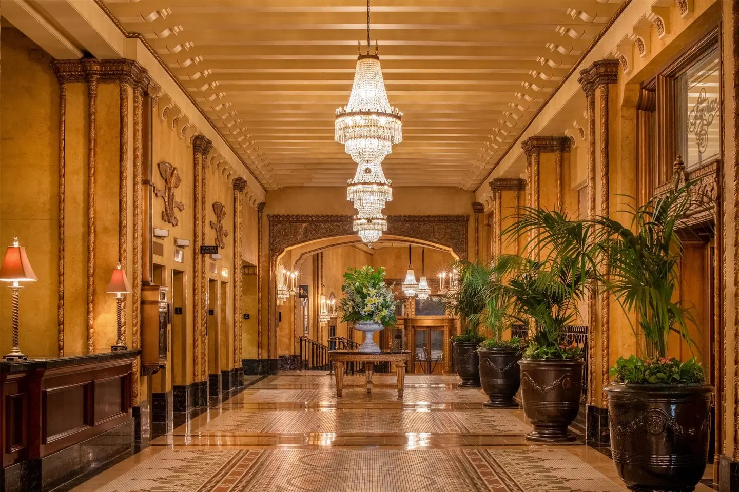 The Roosevelt New Orleans, A Waldorf Astoria Hotel LOUNGE_LOBBY