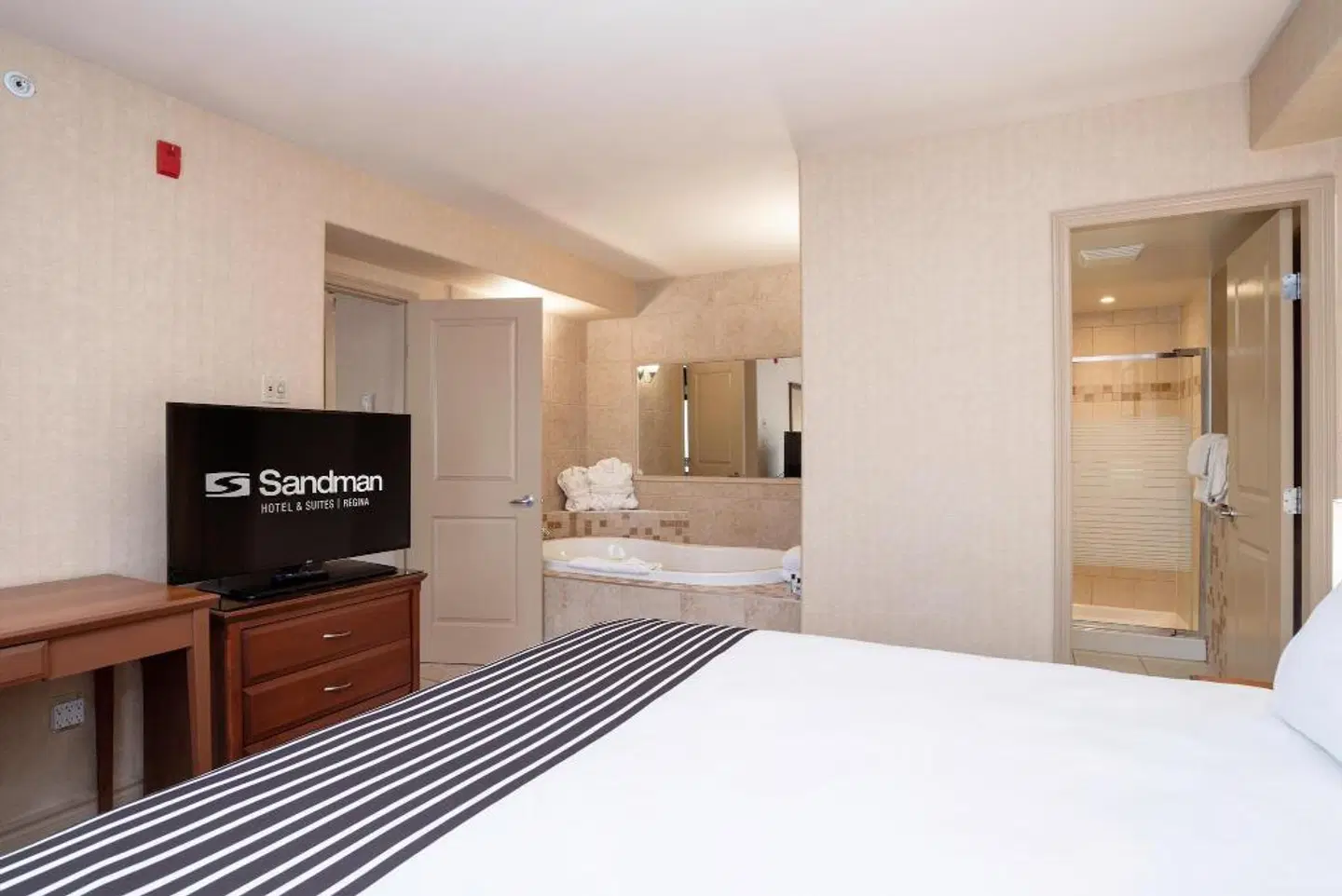 Sandman Hotel & Suites Regina HEALTH_BEAUTY