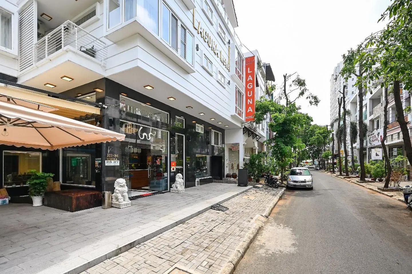 Laguna Hotel EXTERIOR