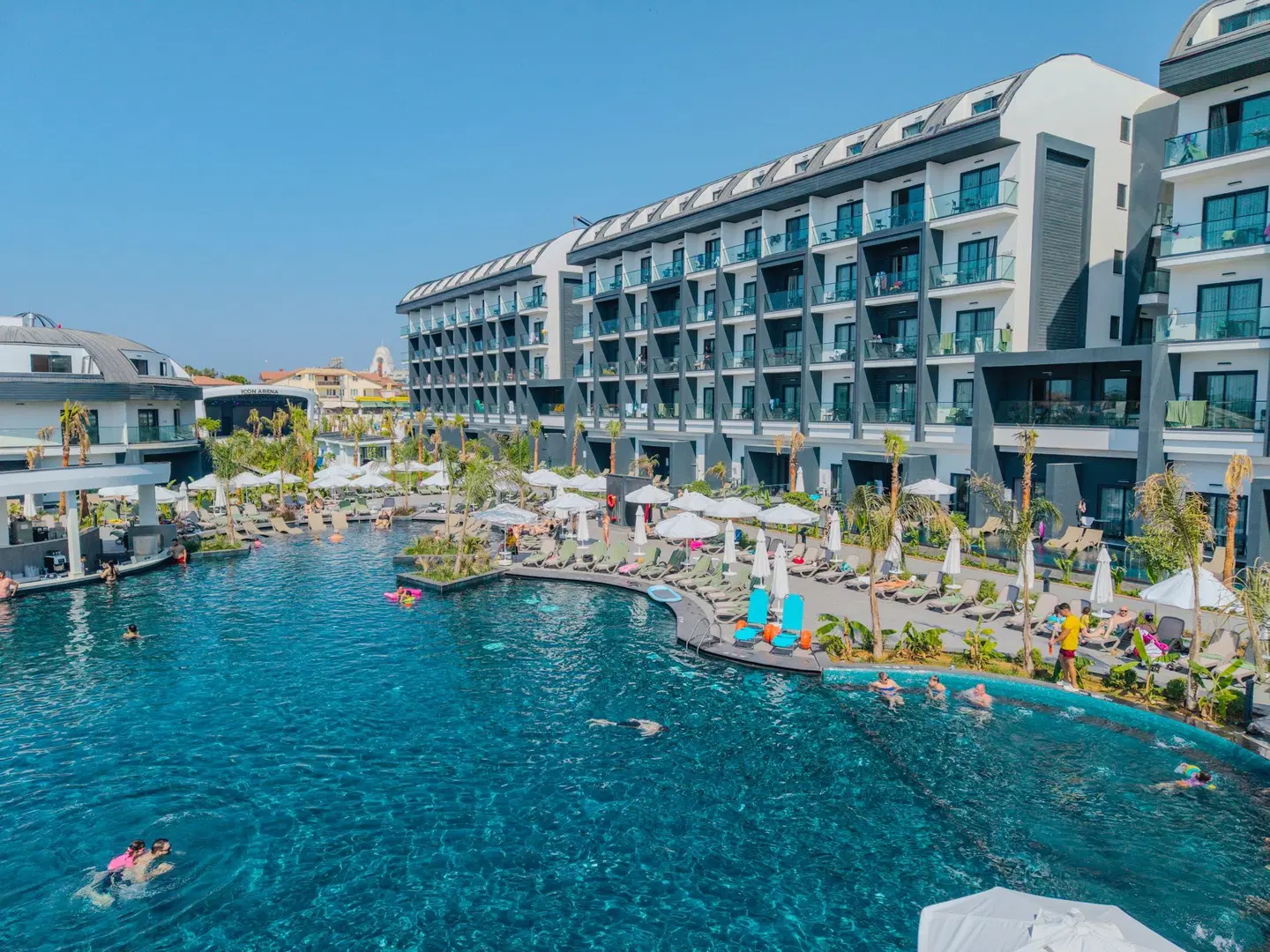 Royal Atlantis Icon EXTERIOR