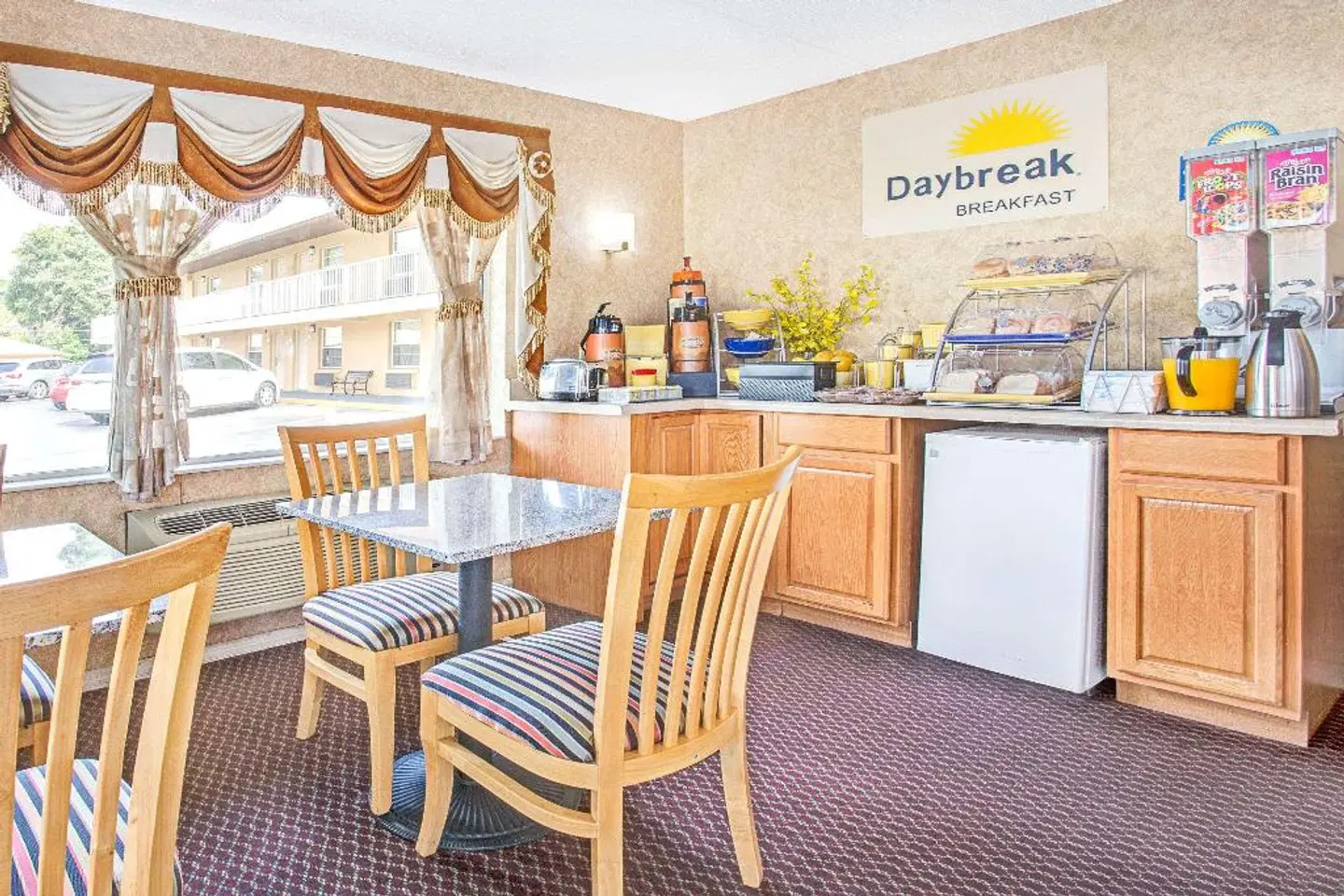 Days Inn by Wyndham Orange City/Deland LOUNGE_LOBBY