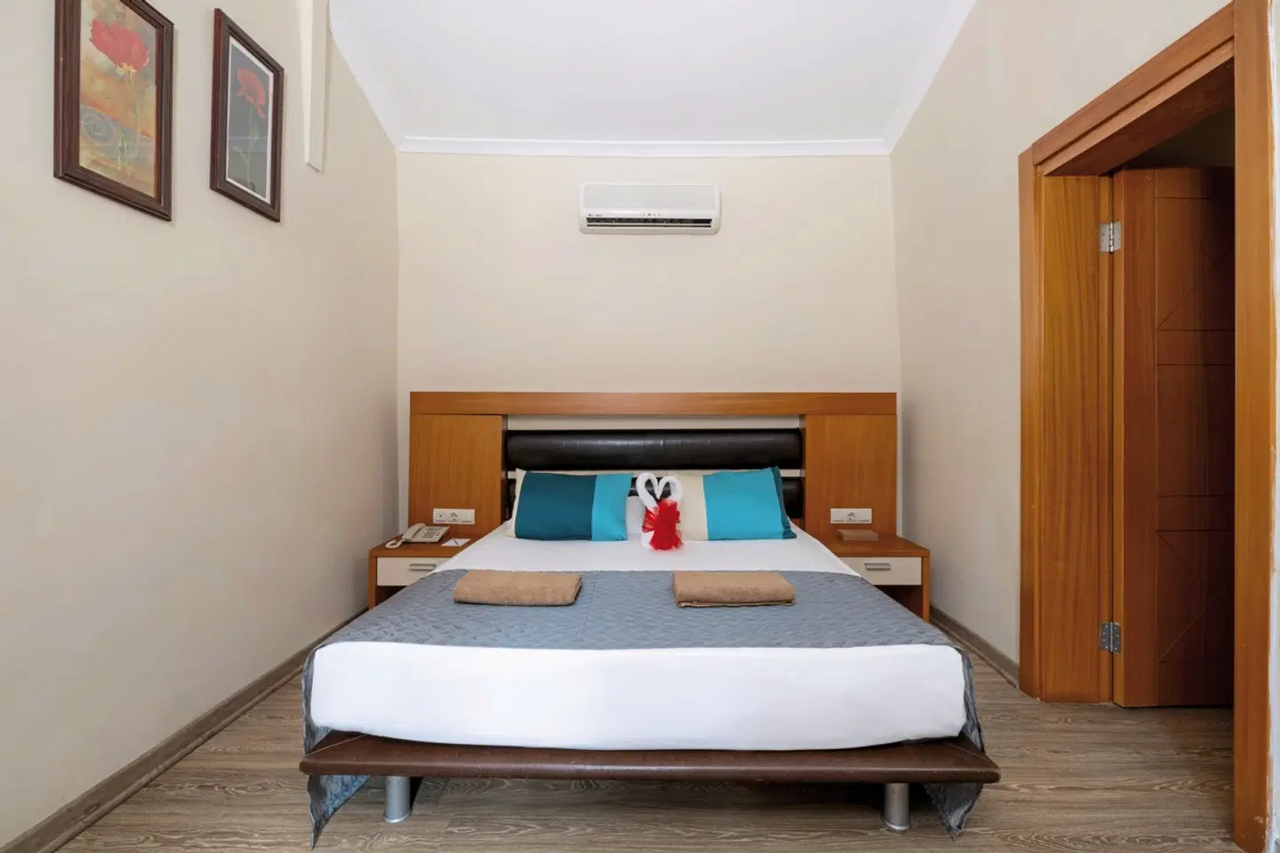 Crystal Flora Pearl Collection ROOM_EXAMPLE