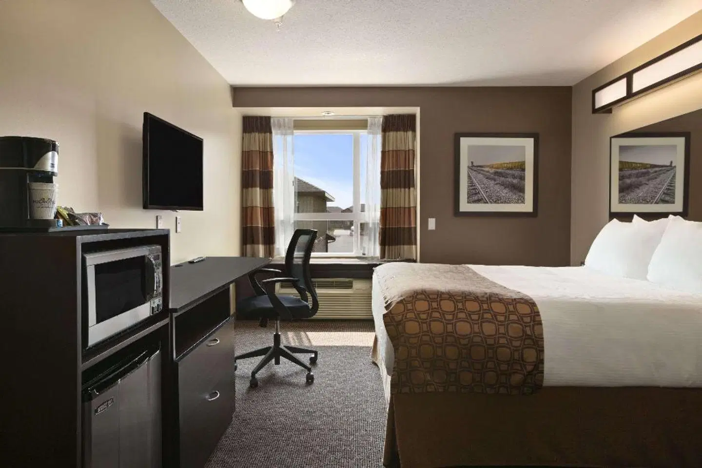 Microtel Inn & Suites by Wyndham Lloydminster ROOM_EXAMPLE