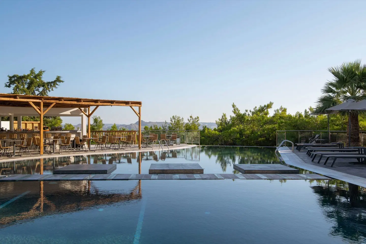 Atalanti Boutique Hotel OUTDOOR_POOL