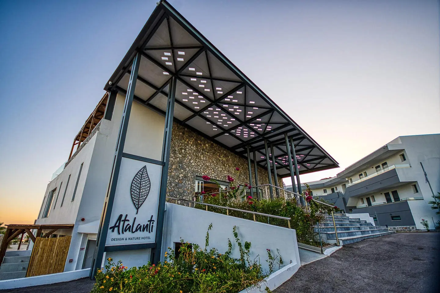 Atalanti Boutique Hotel EXTERIOR