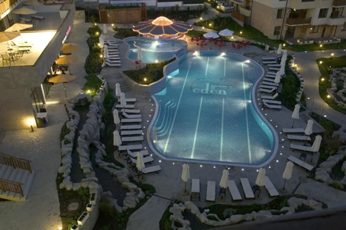 Garden of Eden INDOOR_POOL