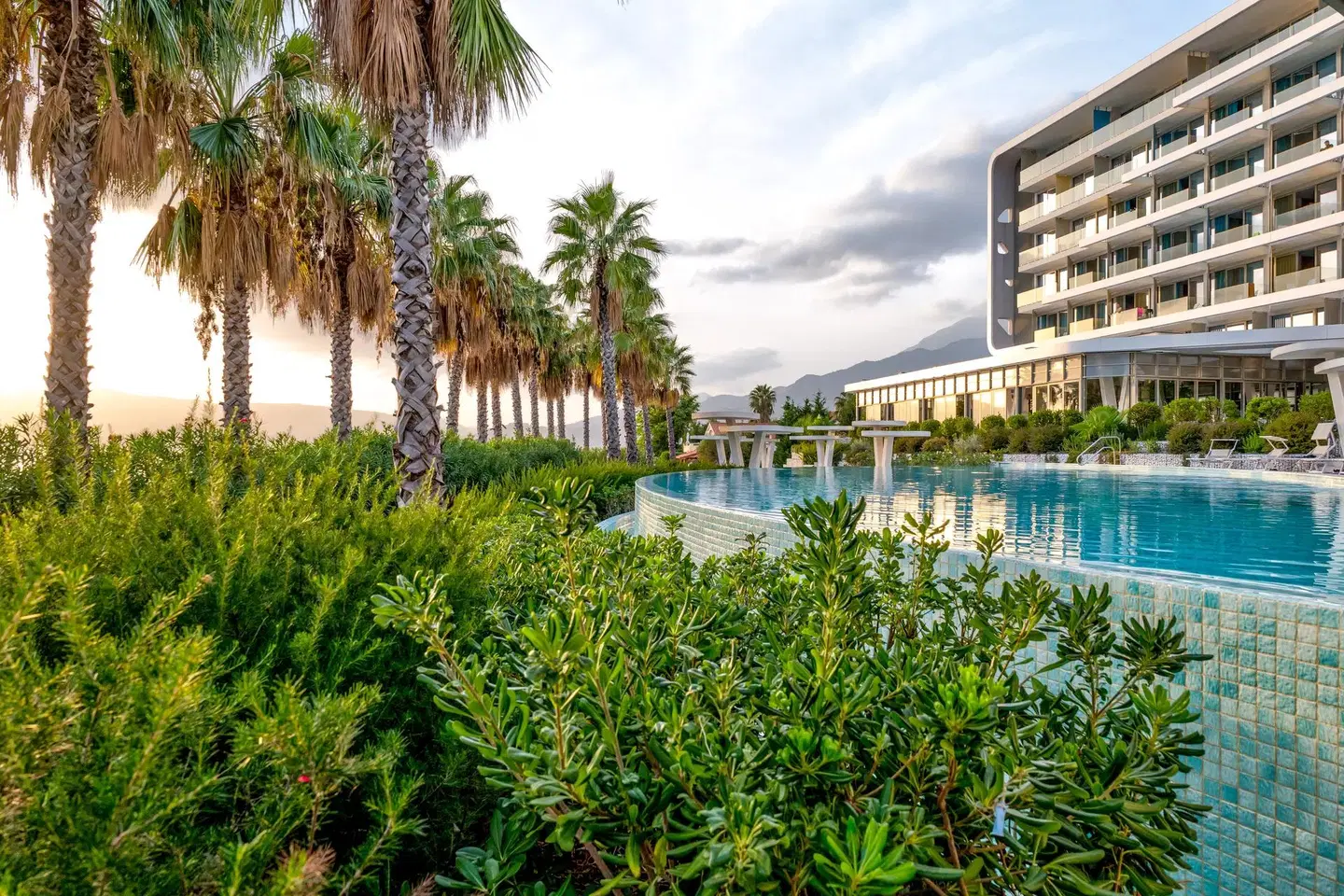 Carine Hotel Kumbor Superior EXTERIOR