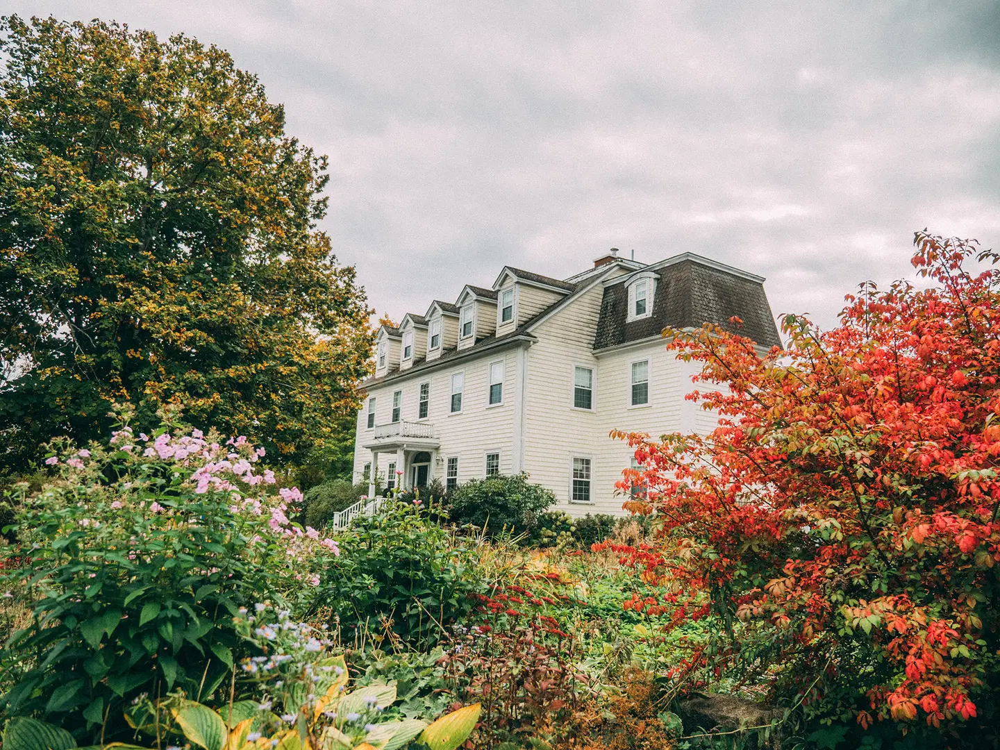 DesBarres Manor Inn EXTERIOR