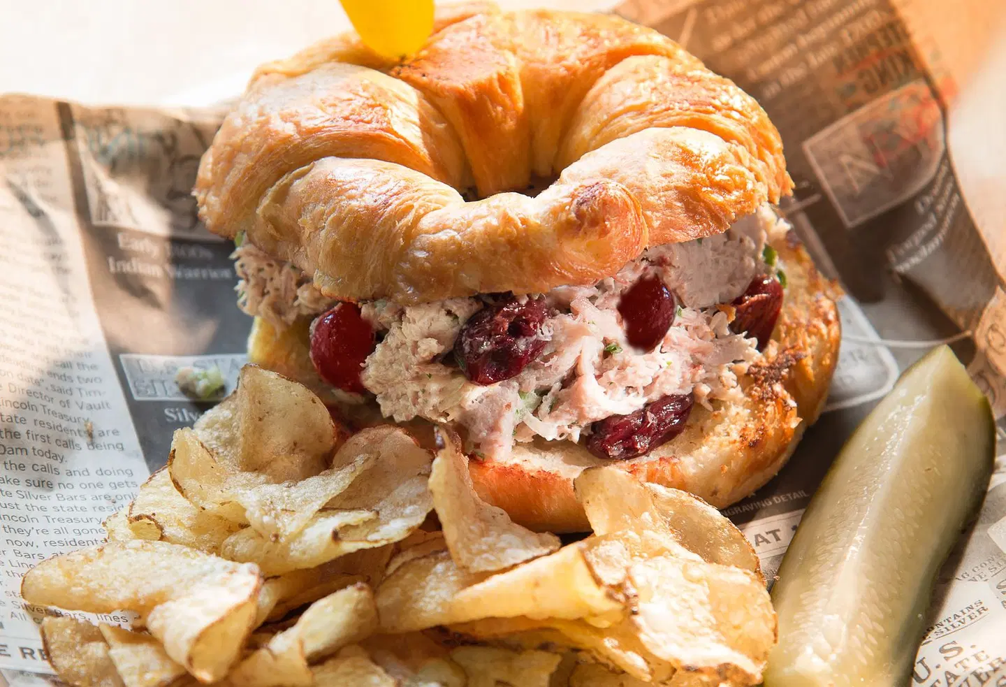 Hotel Indigo Traverse City by IHG Restaurant