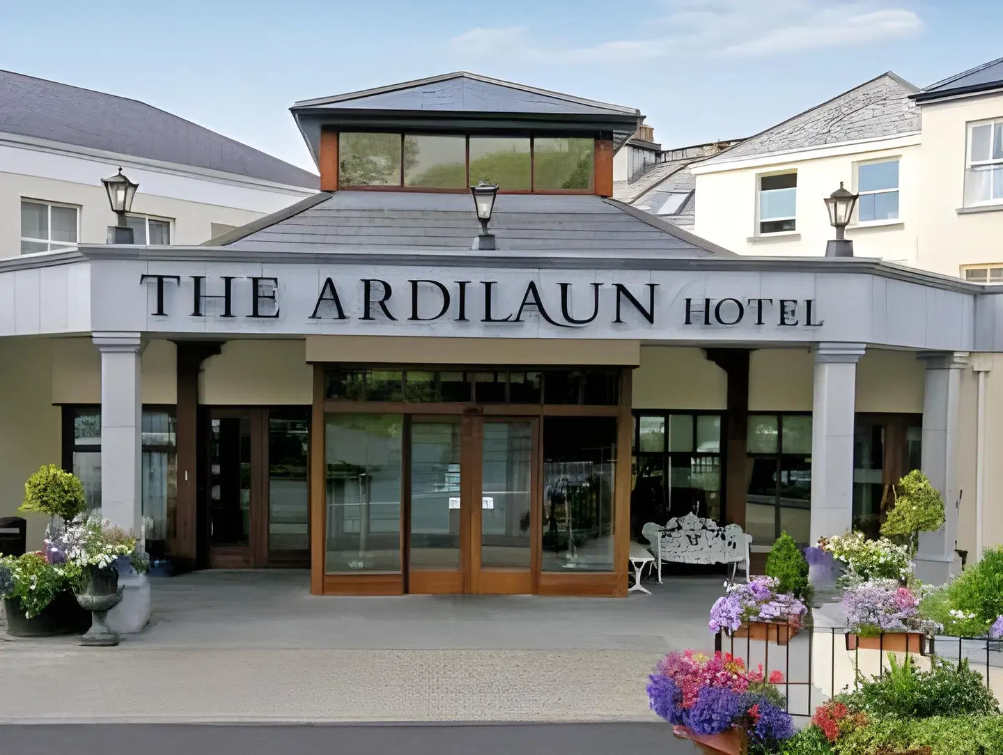The Ardilaun Hotel EXTERIOR