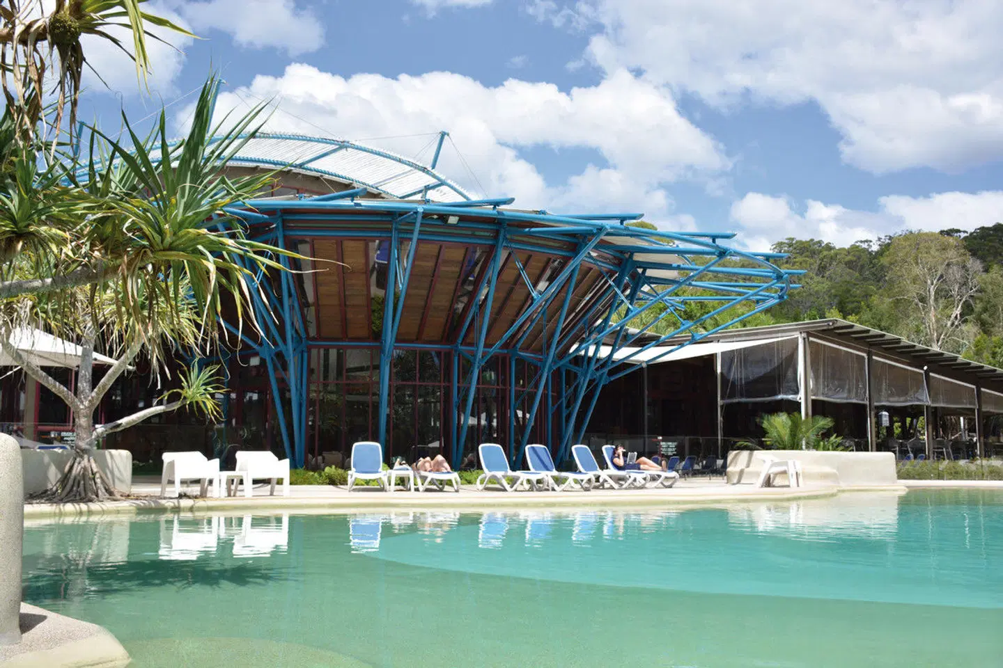 Kingfisher Bay Resort OUTDOOR_POOL