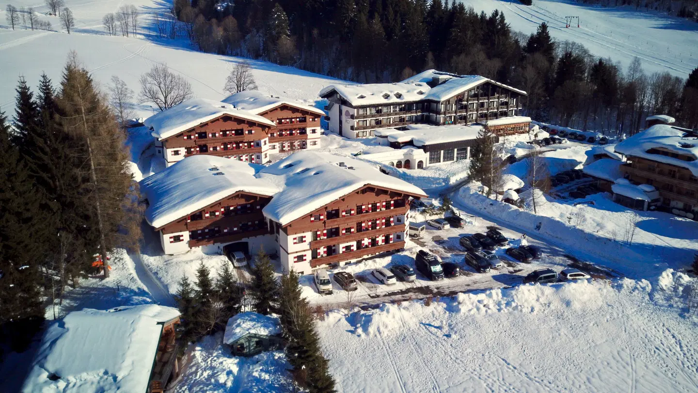 Marco Polo Club Alpina EXTERIOR