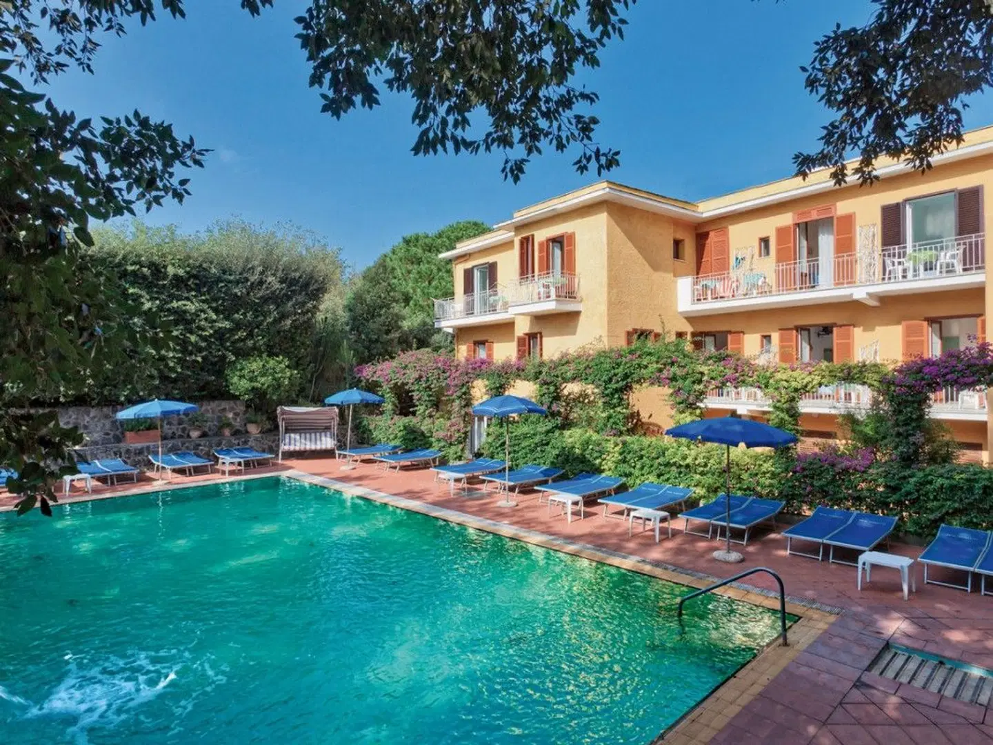 Hotel Cleopatra OUTDOOR_POOL