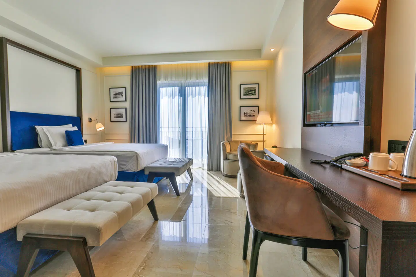 California ROOM_EXAMPLE