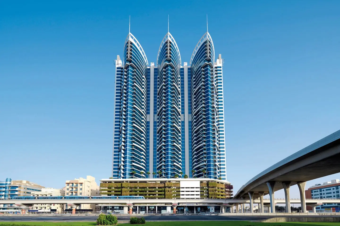Novotel Dubai Al Barsha EXTERIOR