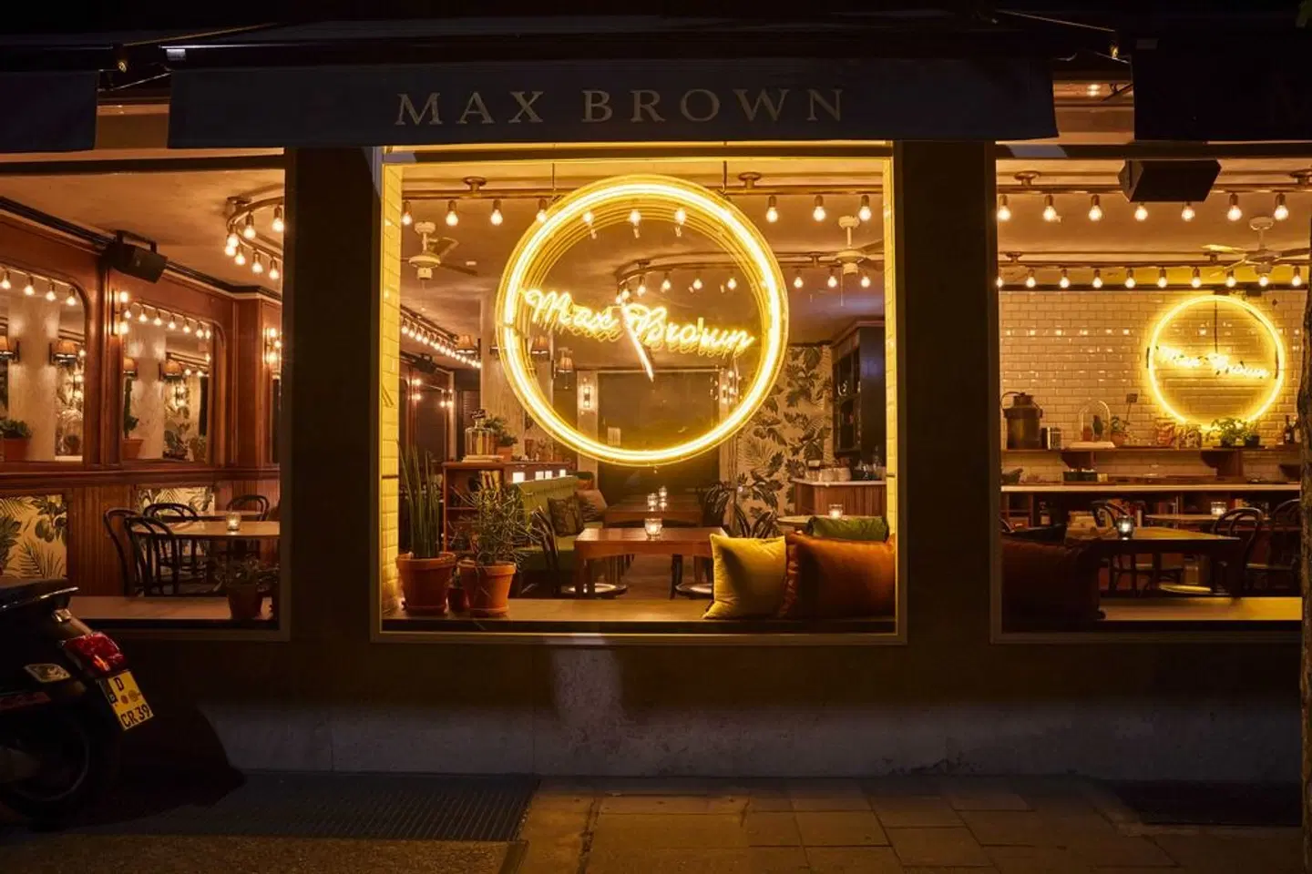 Max Brown Midtown LOUNGE_LOBBY
