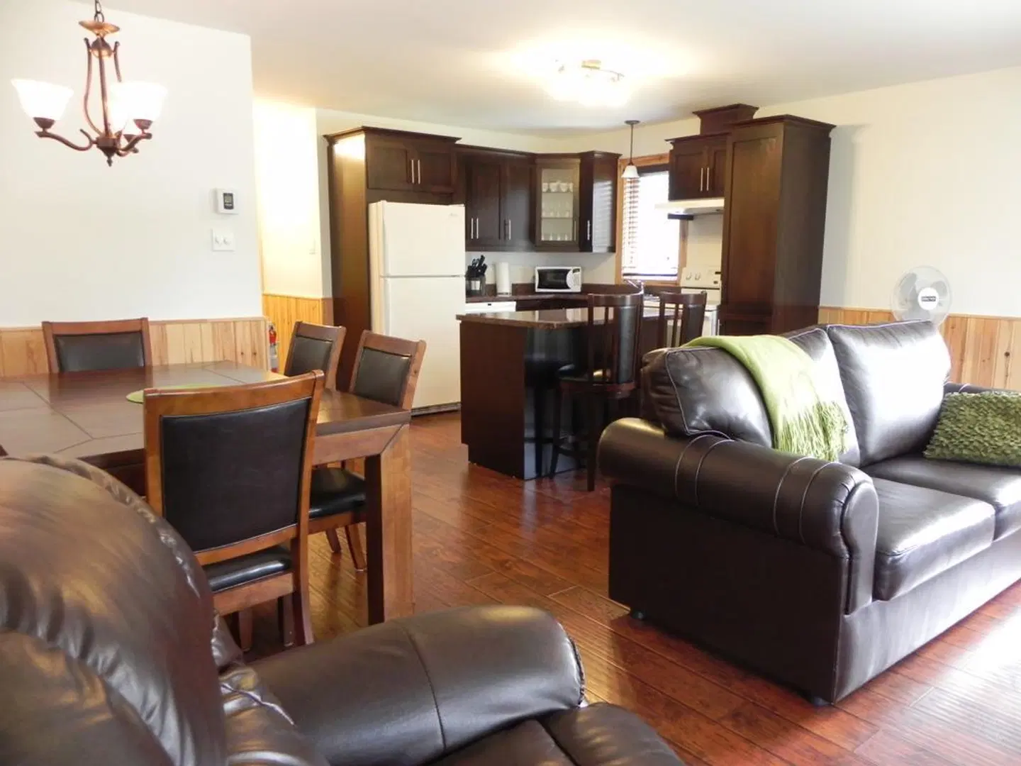 Chalets et Spa Lac Saint-Jean LOUNGE_LOBBY