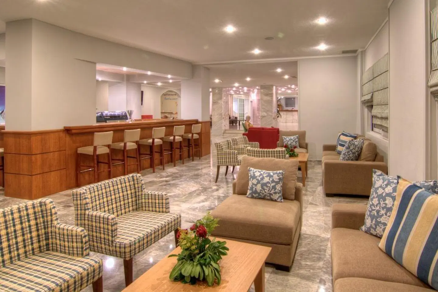 DIAS by Azul Collection Bar