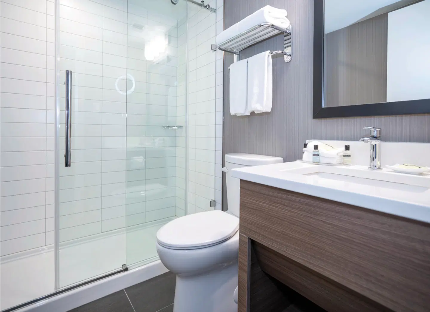 Sandman Signature Calgary Downtown Hotel Badezimmer