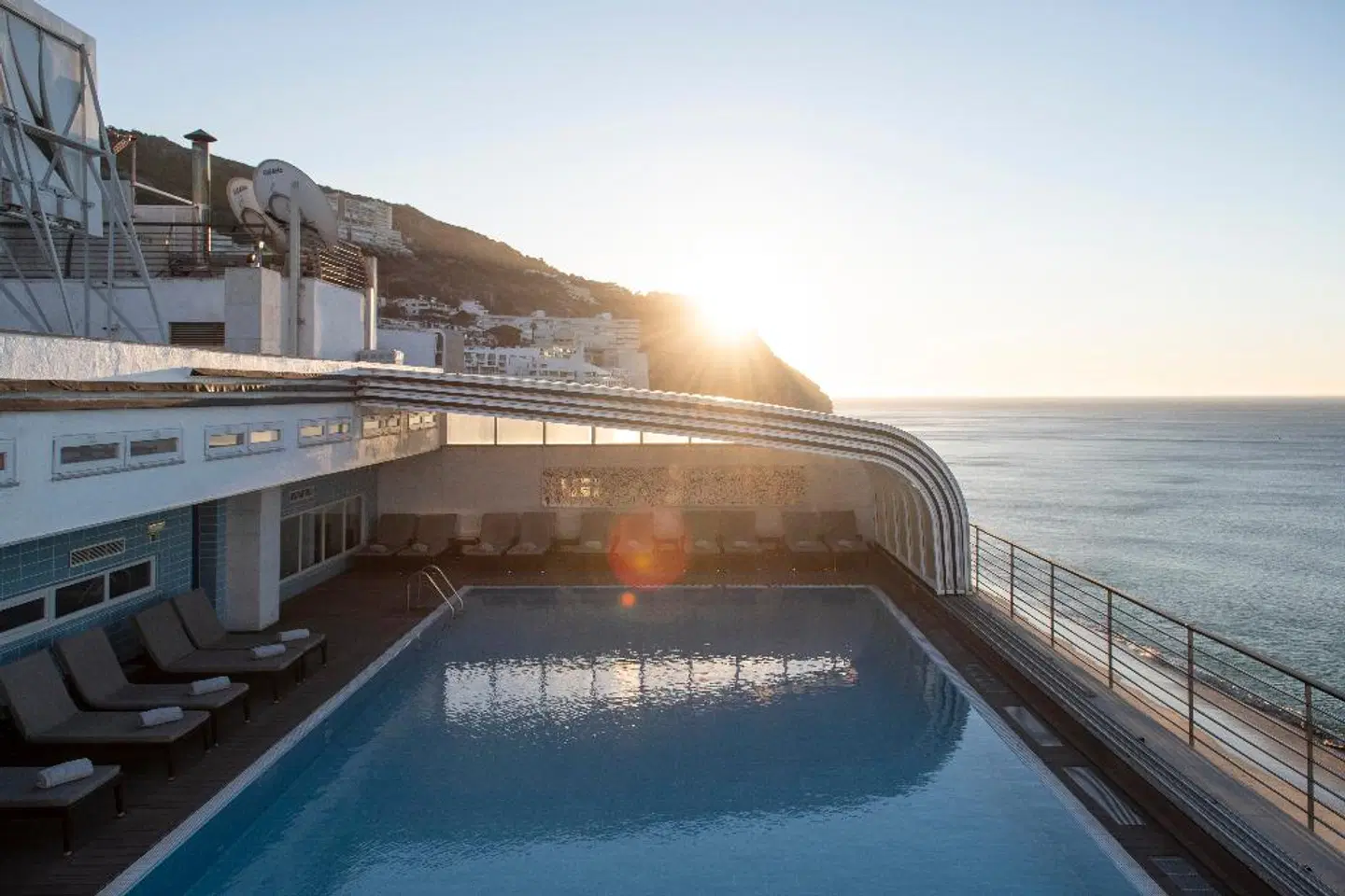 SANA Sesimbra Hotel OUTDOOR_POOL