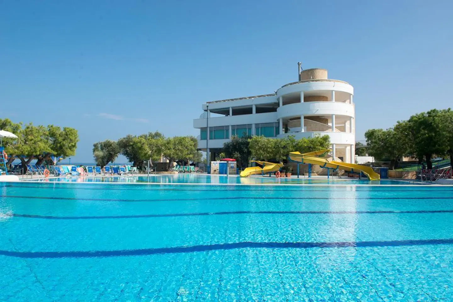 Corvino Resort OUTDOOR_POOL