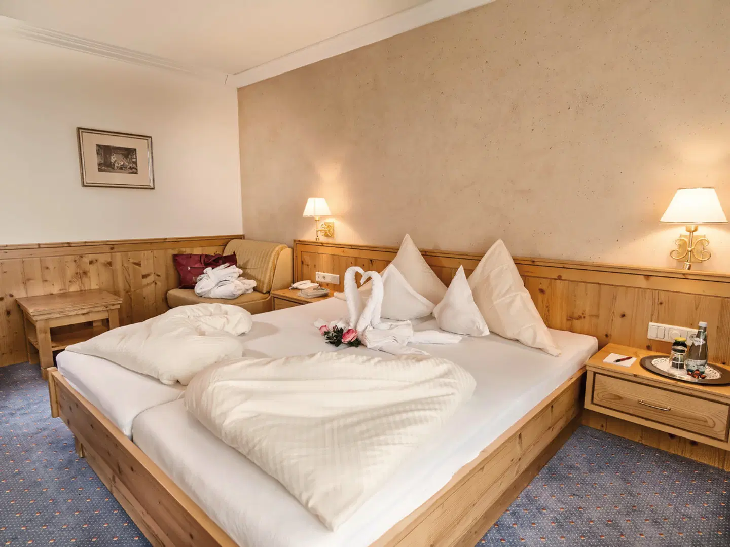 MAGIC MOUNTAINS Hotel Alpenhof ROOM_EXAMPLE