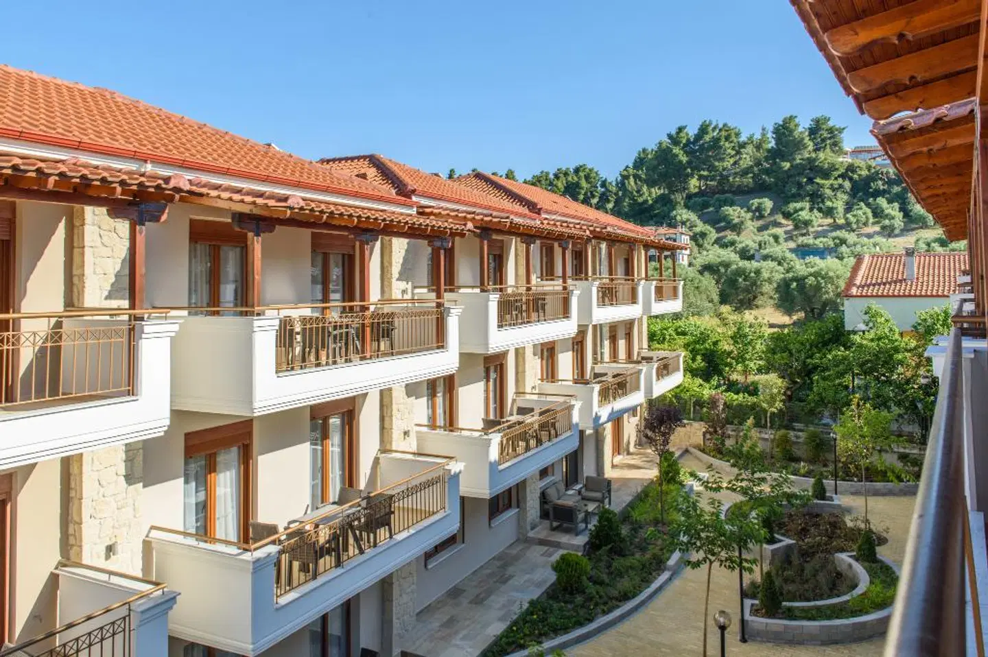 Apanemia by Flegra Hotels EXTERIOR