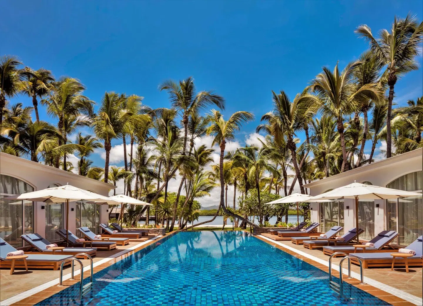 One & Only Le Saint Geran OUTDOOR_POOL