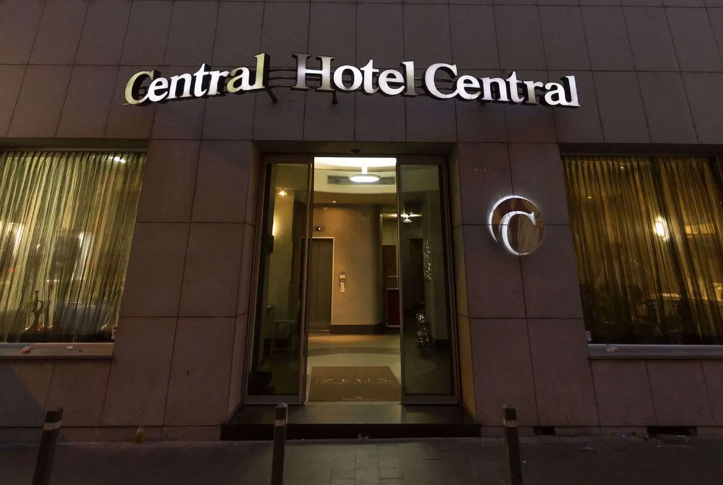 Central Hotel, Trademark Collection by Wyndham EXTERIOR