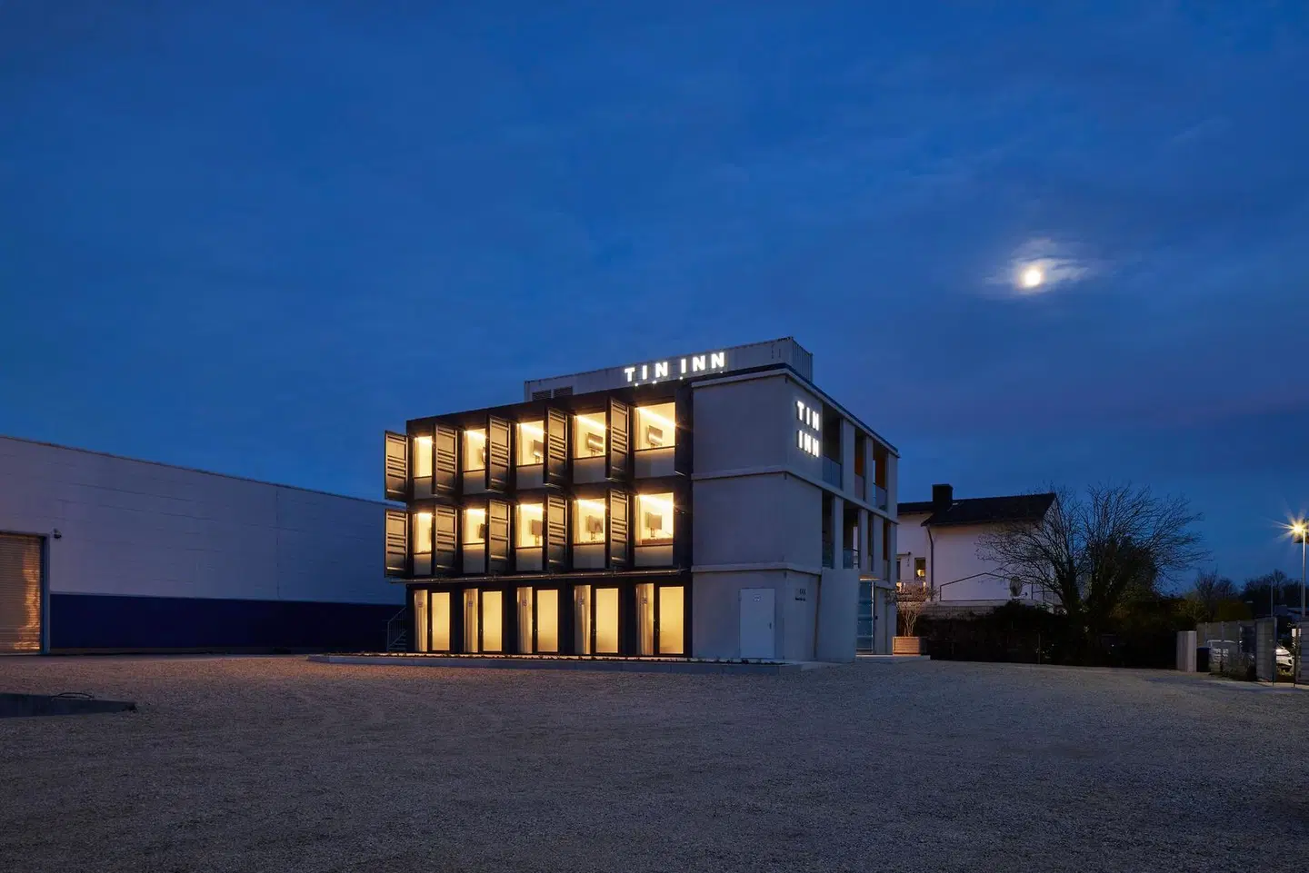 TIN INN Erkelenz EXTERIOR