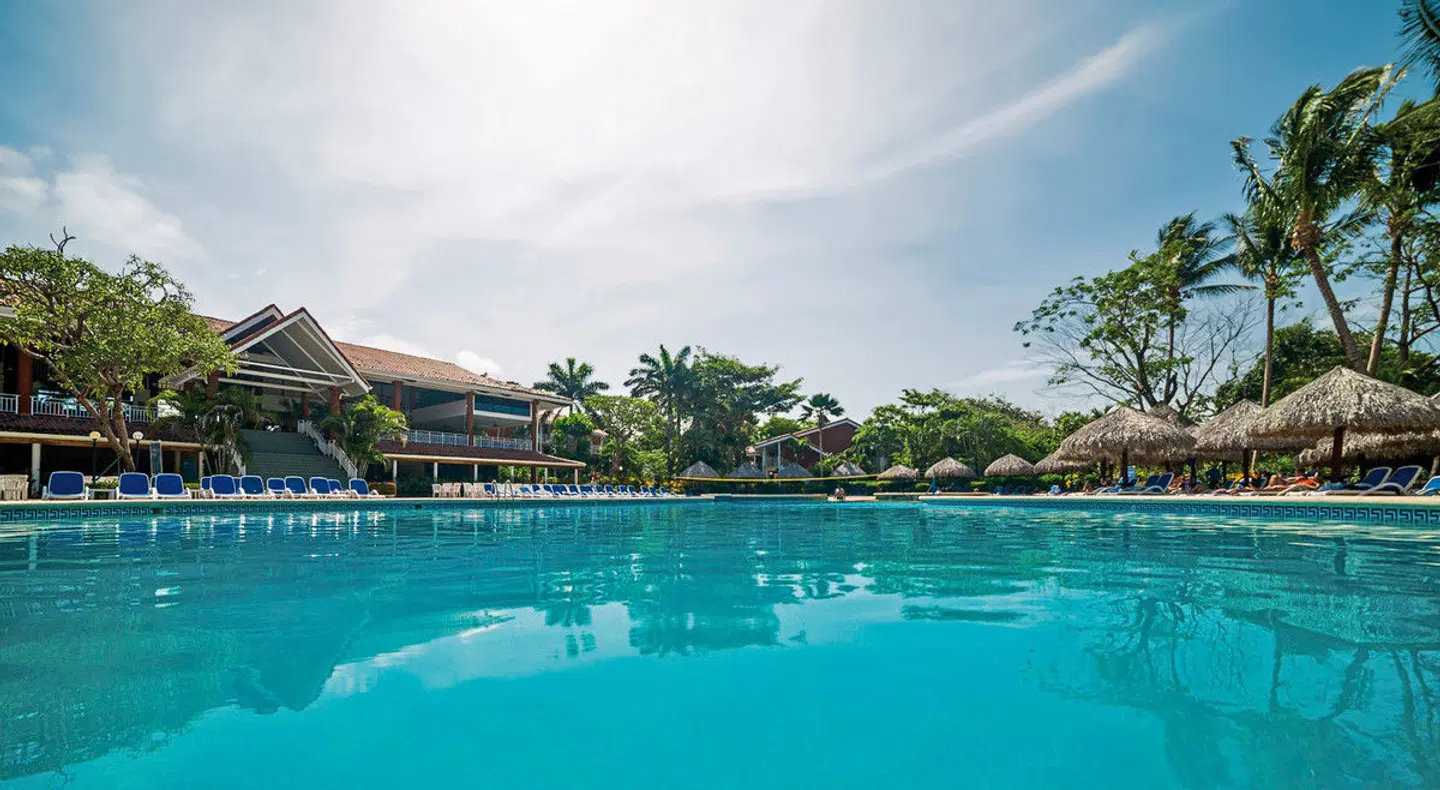 Occidental Tamarindo OUTDOOR_POOL