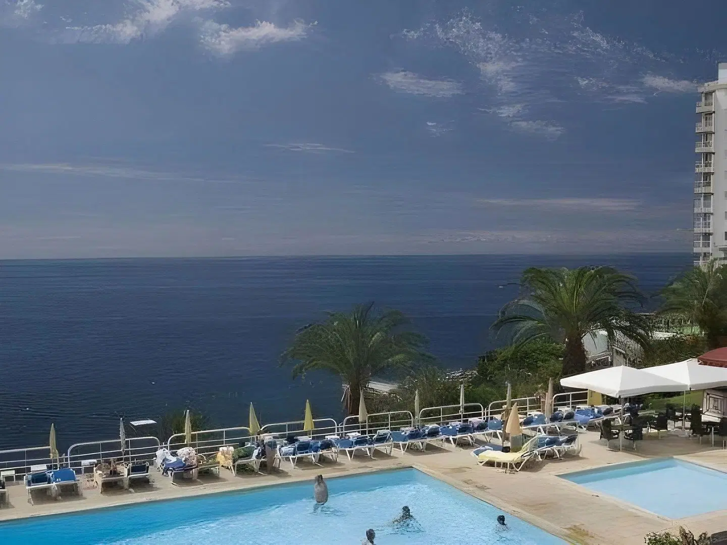 Baia Azul OUTDOOR_POOL