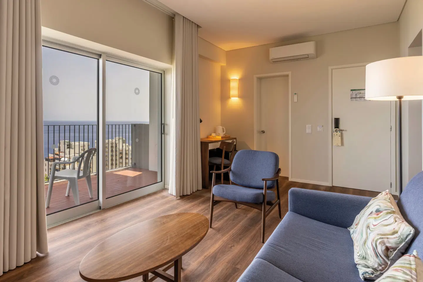 Girassol ROOM_EXAMPLE