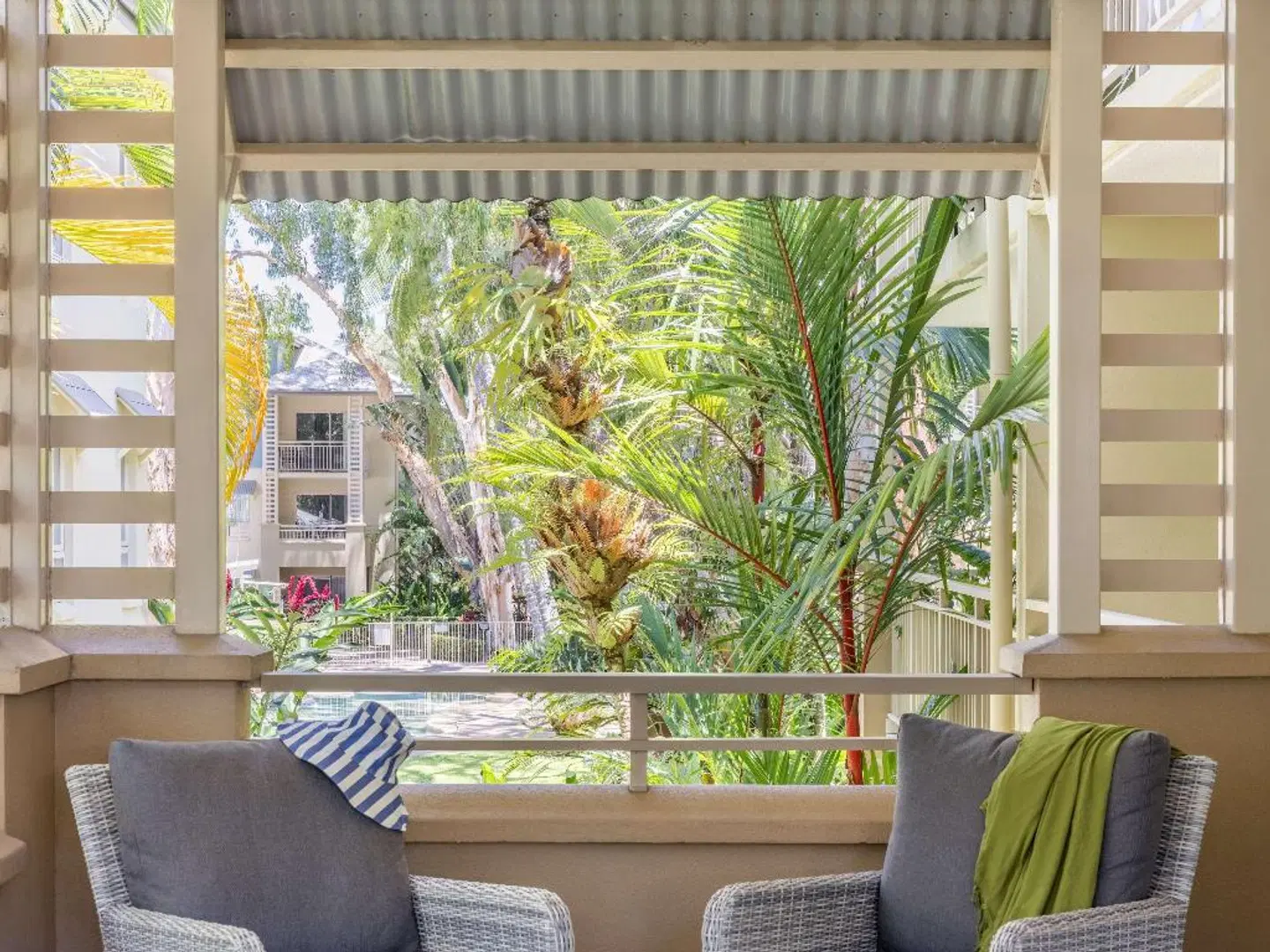 Mantra Amphora Terrasse