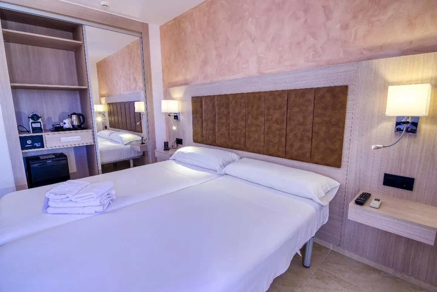 Sa Barrera ROOM_EXAMPLE