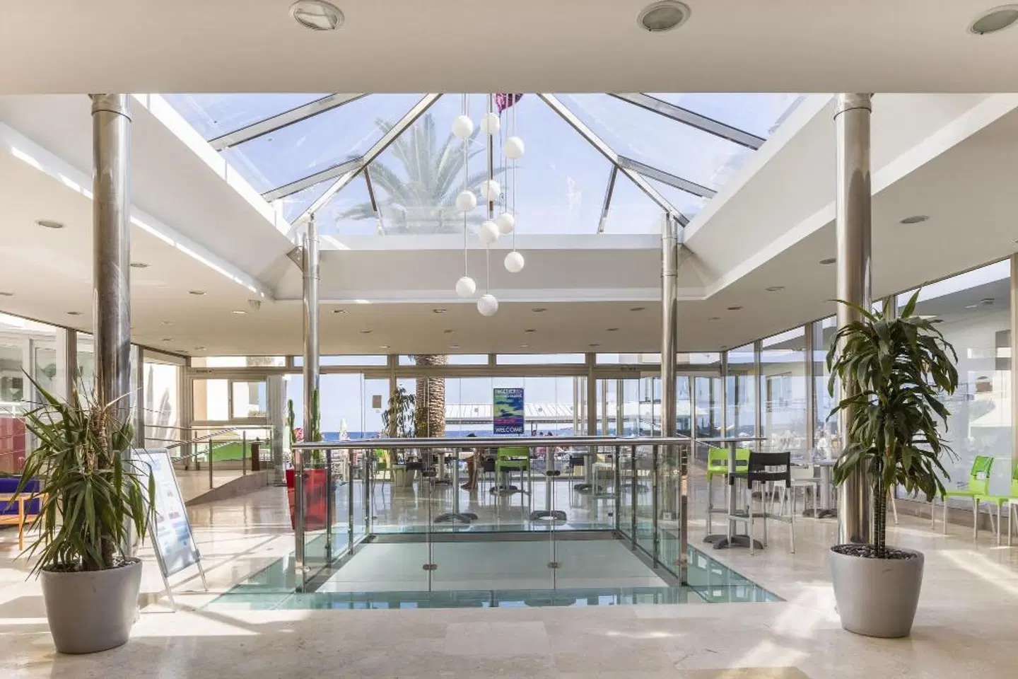 Ibiza Jet LOUNGE_LOBBY