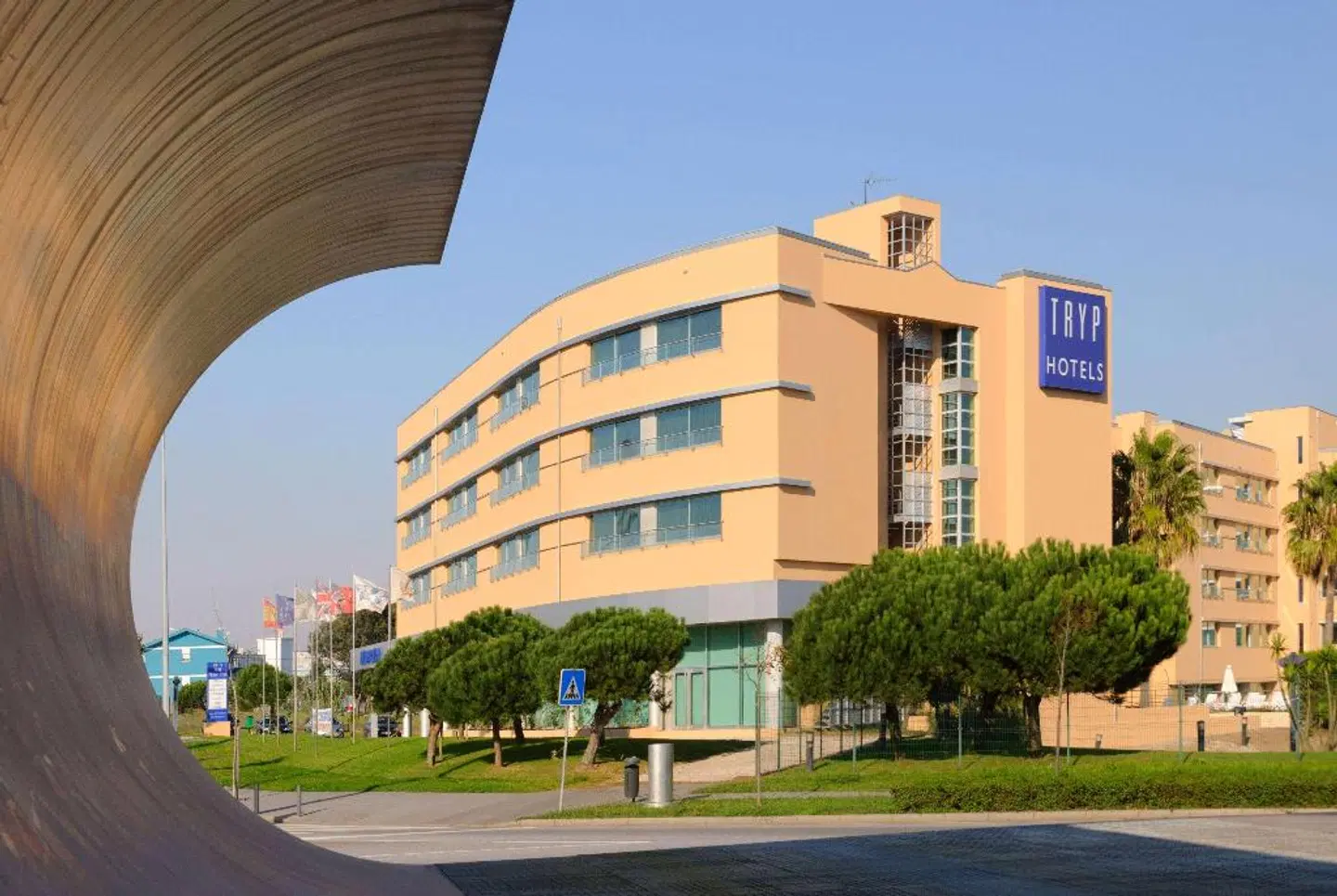 TRYP Porto Expo Hotel EXTERIOR