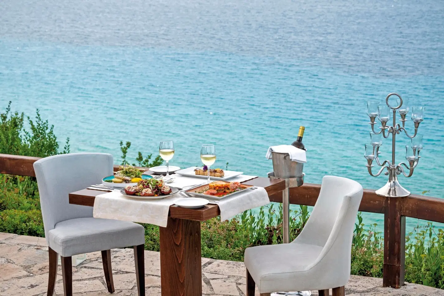 Blue Bay Hotel TERRACE