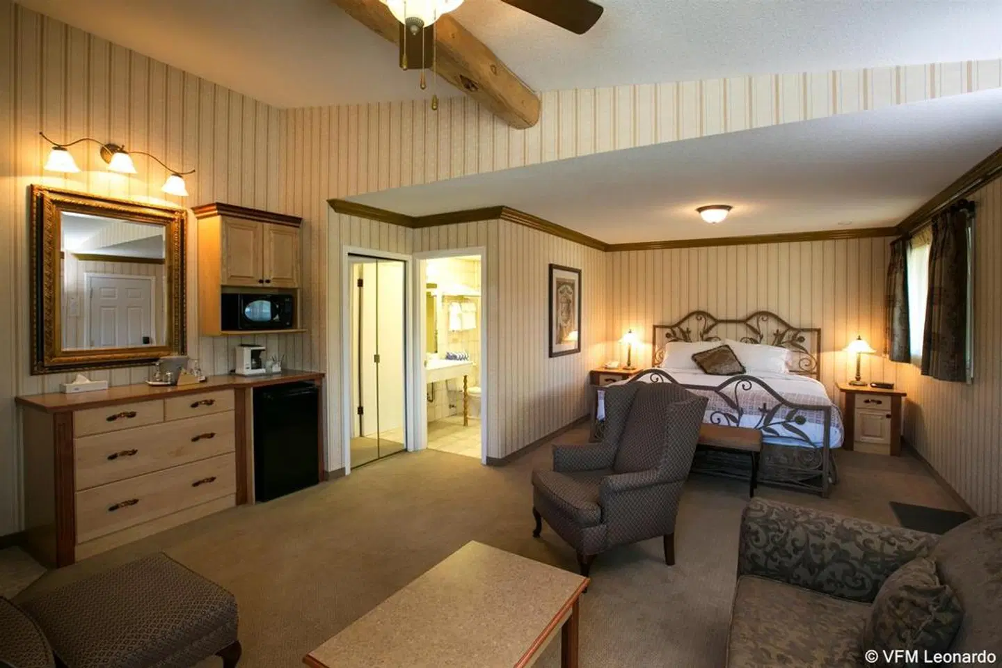 Mount Robson Inn ROOM_EXAMPLE