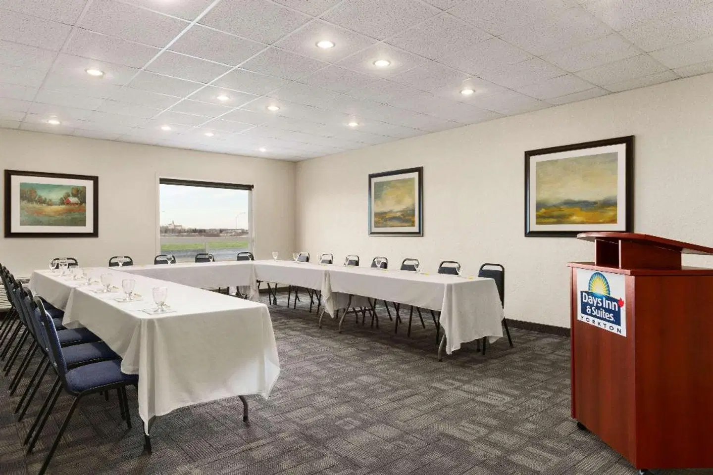 Days Inn & Suites by Wyndham Yorkton Konferenz