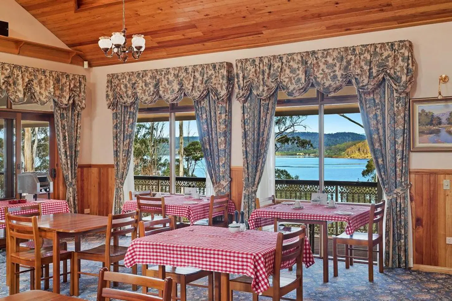 Robyns Nest ROOM_EXAMPLE