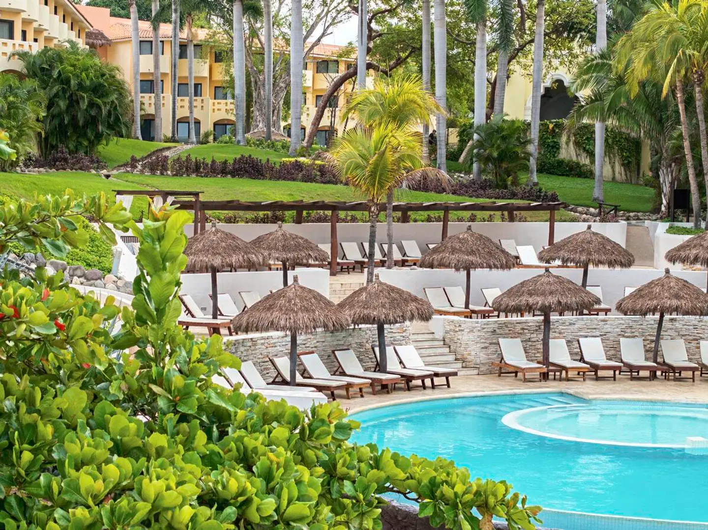 Grand Palladium Vallarta Resort & Spa OUTDOOR_POOL