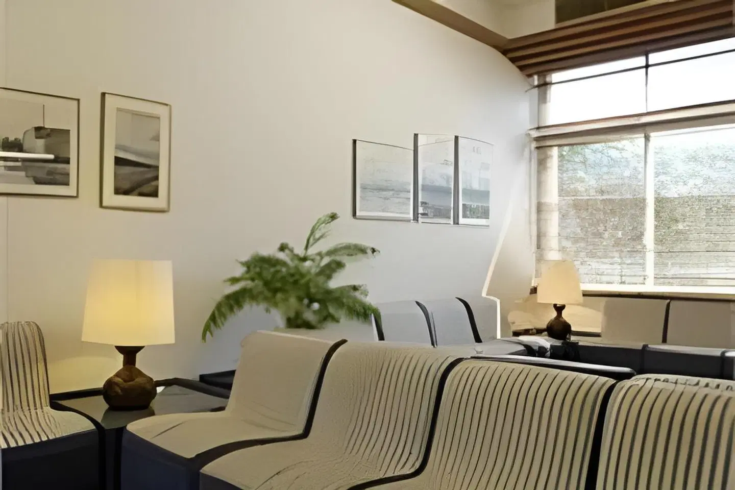 Mistral ROOM_EXAMPLE