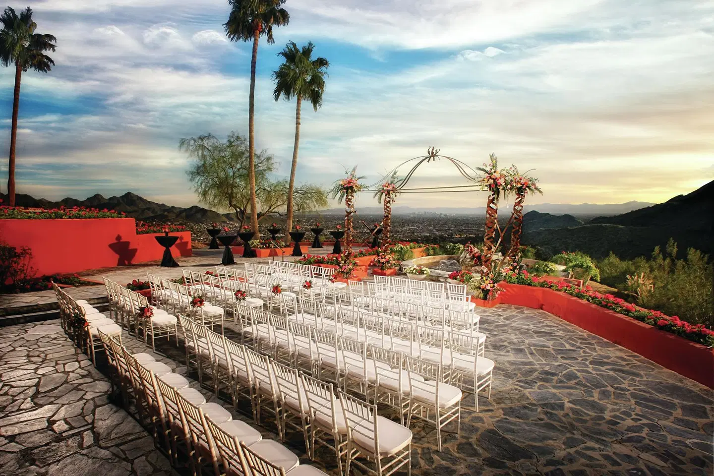 Hilton Phoenix Tapatio Cliffs Resort Strand